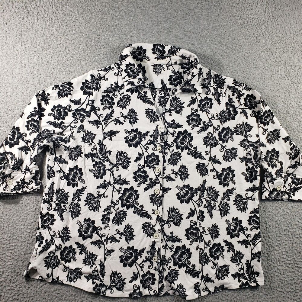 Croft Barrow Shirt Women's Plus 2X White Black Floral Button Up Casual Stretch